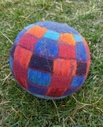 Felted Ball - Play More